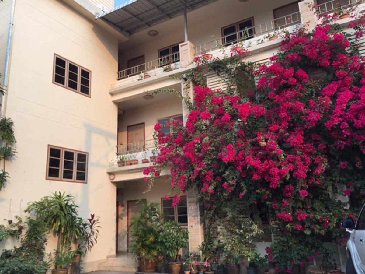 Pikul Apartment Hotel Nong Khai Dış mekan fotoğraf